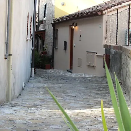 Alojamento de Acomodação e Pequeno-almoço - La Casetta Mondolfo