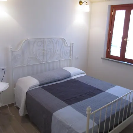 - La Casetta Alojamento de Acomodação e Pequeno-almoço Mondolfo