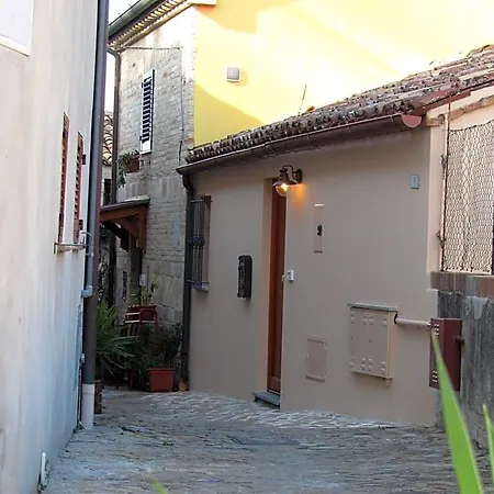 - La Casetta 3*