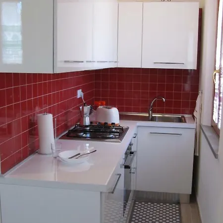 - La Casetta فندق مبيت وإفطار Mondolfo