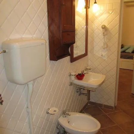 Bed & Breakfast - La Casetta 3*