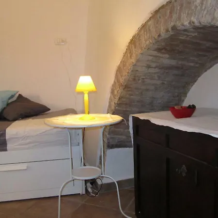 فندق مبيت وإفطار - La Casetta Mondolfo